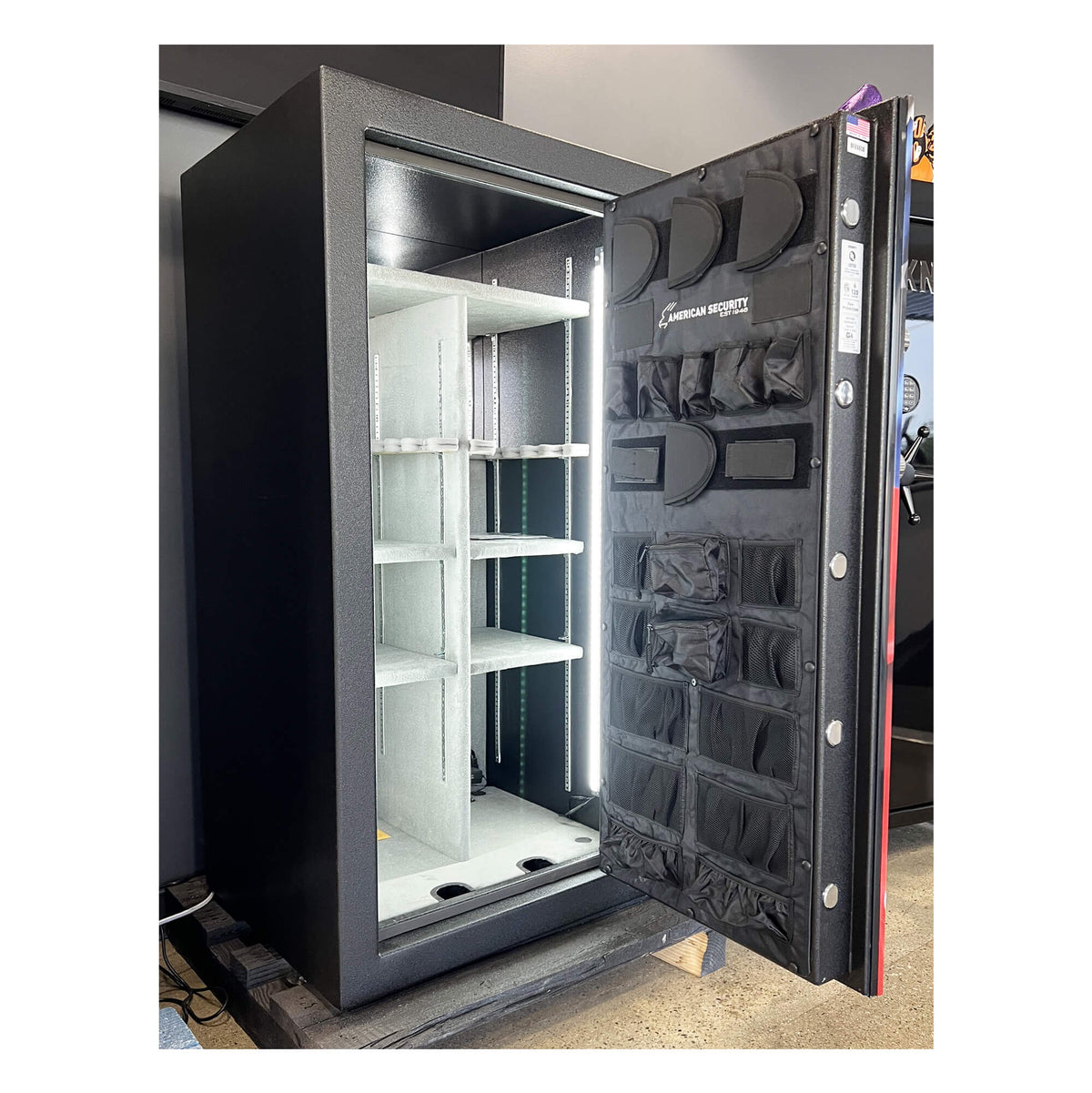 AMSEC BFX6030 BFX Gun Safe USA Flag Door Wrap Special Order - Dean Safe 