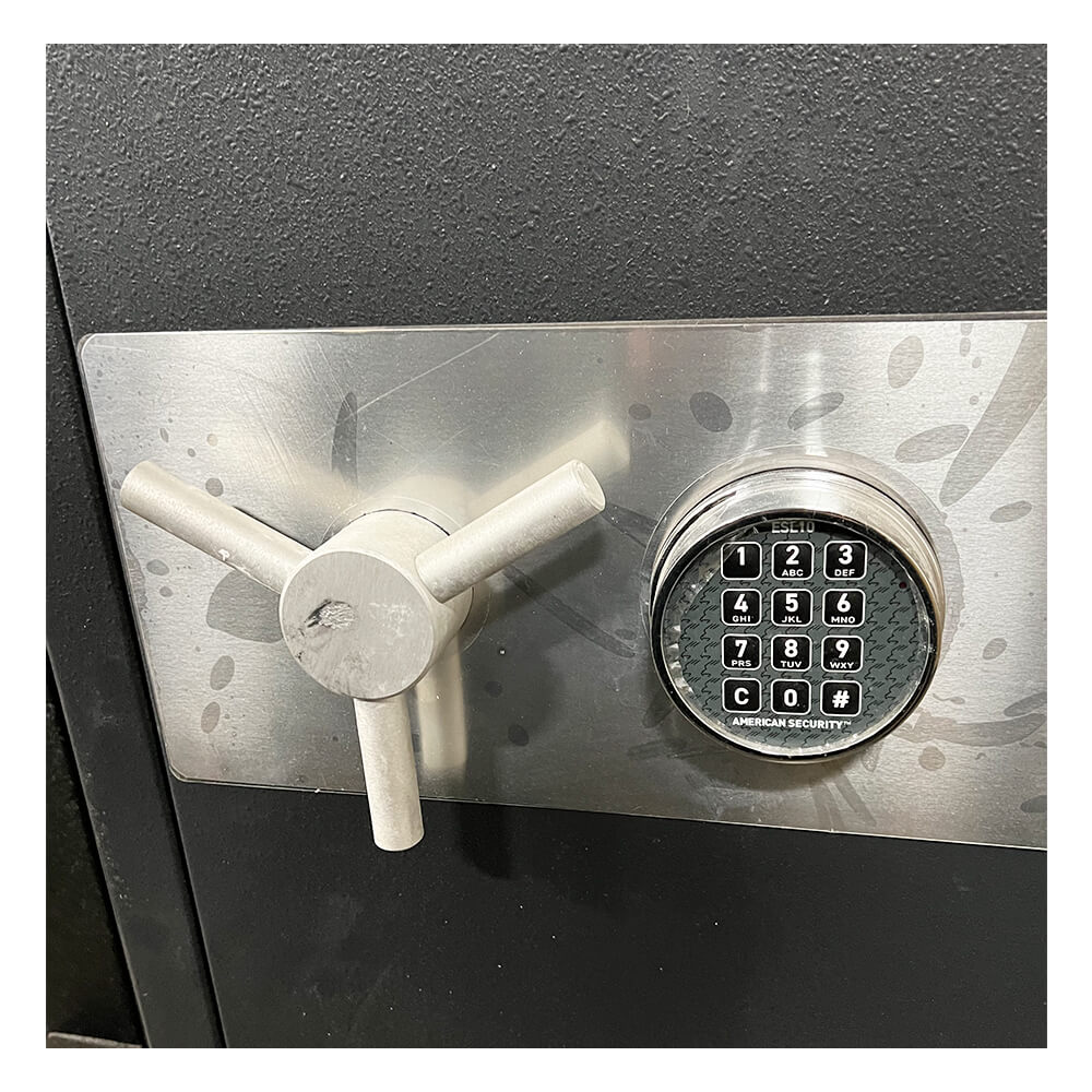 AMSEC CSC4520 Composite Burglary Safe with Scratches