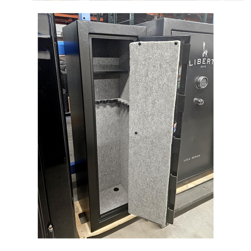 Liberty Centurion 12 Gun Safe with Minor Scratches