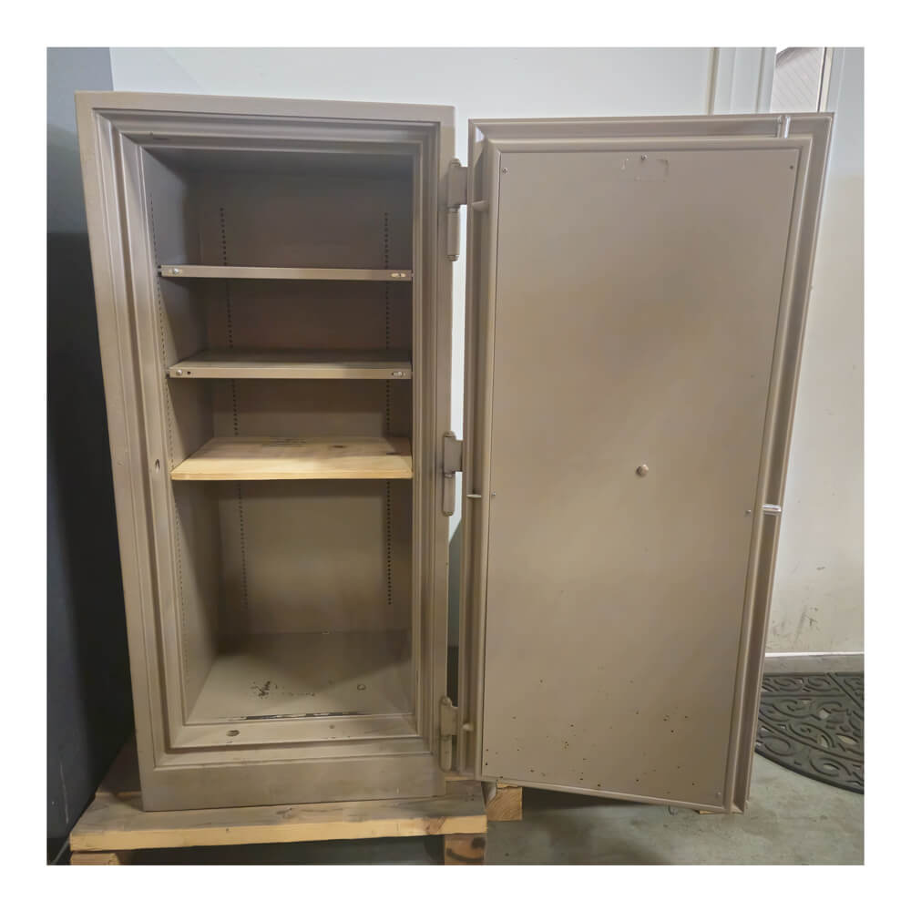 Used Major Safe company model 4816 - Dean Safe 