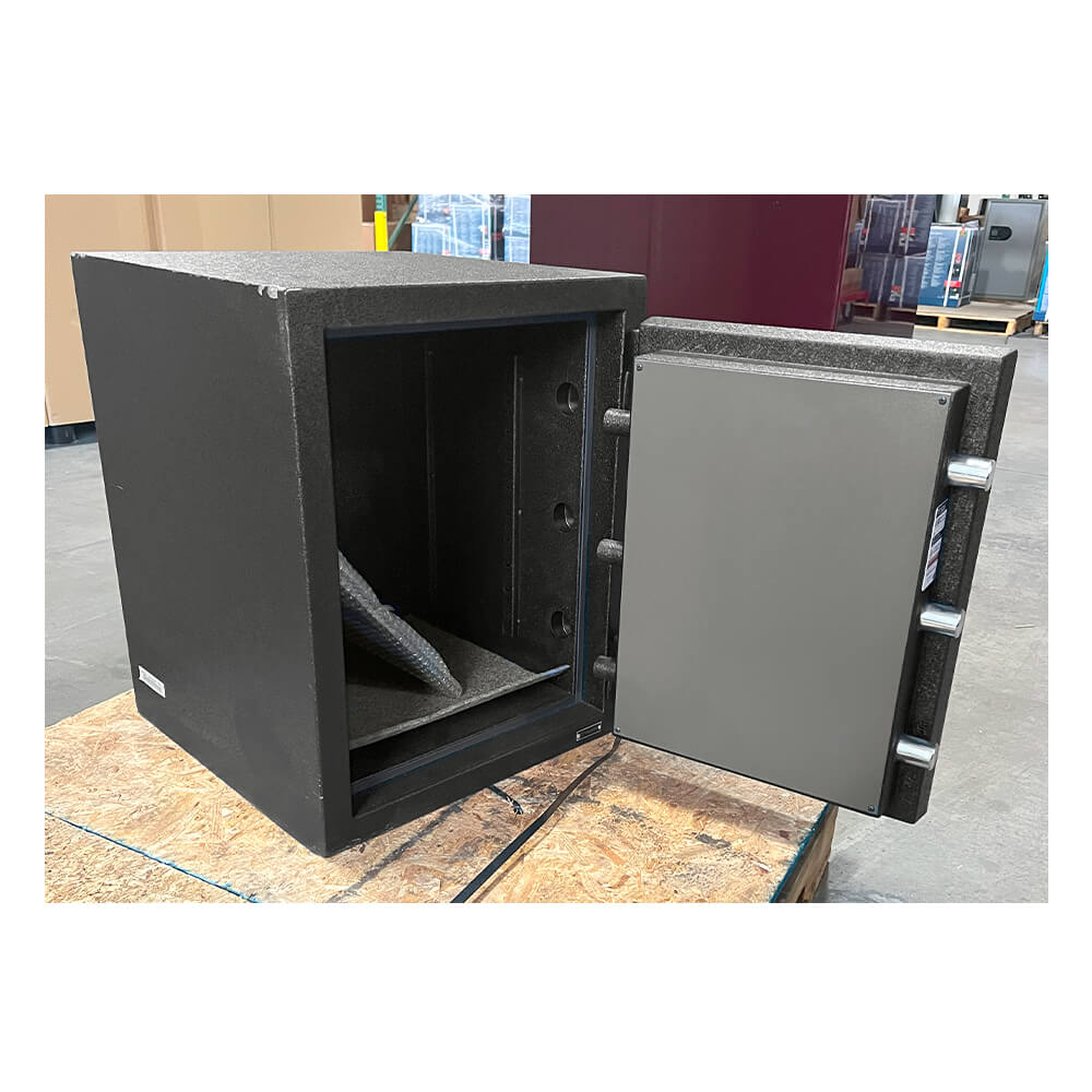 Stealth CS25 Concrete Safe with Freight Damage | Discounted Safe– Dean Safe
